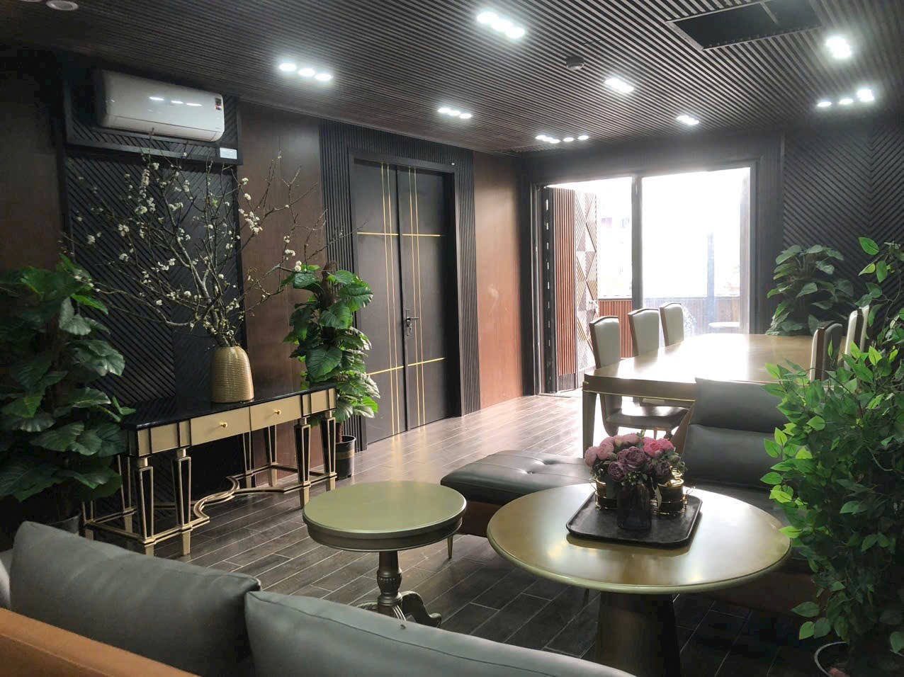 Bán nhà mặt phố Lê Văn Lương vỉa hè rộng kinh doanh đẹp thang máy êm DT 155m 10T MT 11M giá 80 tỷ - Ảnh 3
